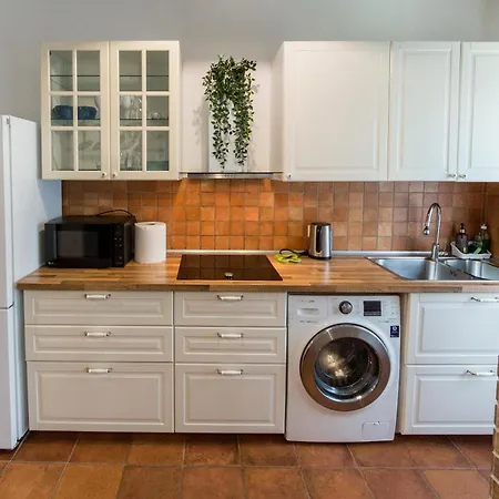 Irnerio House Apartment Rom