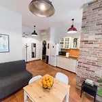 Irnerio House