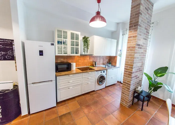 アパート Irnerio House